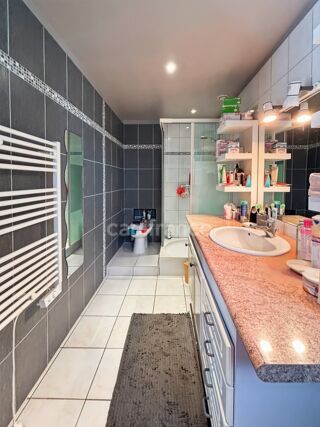  Maison  vendre 6 pices 146 m