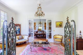  Maison à vendre 10 pièces 235 m²