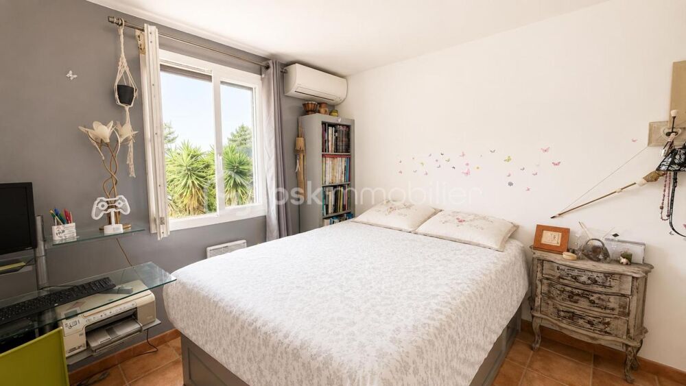 � vendre  Villa Saint-Laurent-du-Var (06700)