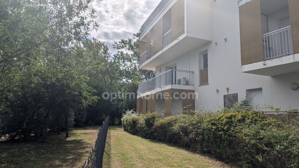 Appartement T3 lumineux avec balcon vue dégagée et 2 places de parking dans résidence sécurisée