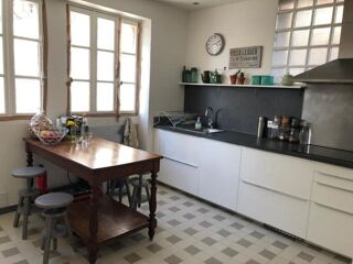  Maison à louer 8 pièces 220 m² Vence
