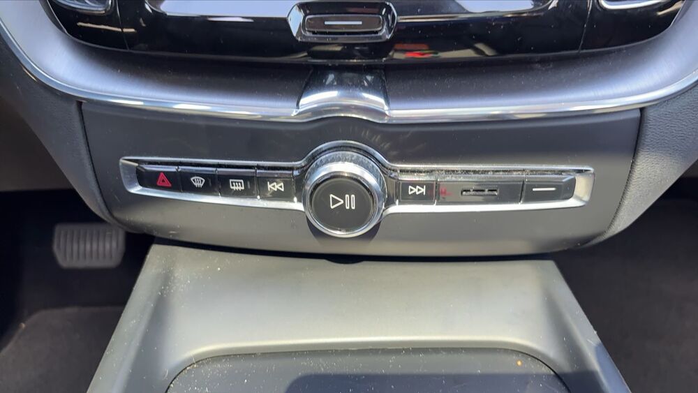XC60 2.0 T6 340 Hybride BVA8 Inscription Business - Automatique T 2021 occasion 01220 Divonne Les Bains