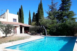 Vente Maison Maison/Villa T5 de 141 m² à Arles 13200 Arles