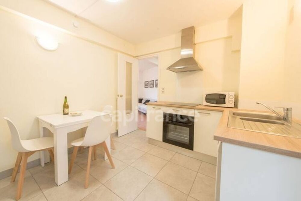 QUIMPER (29)  Appartement T4 meublé de 73 m² habitable avec loggia - Cave