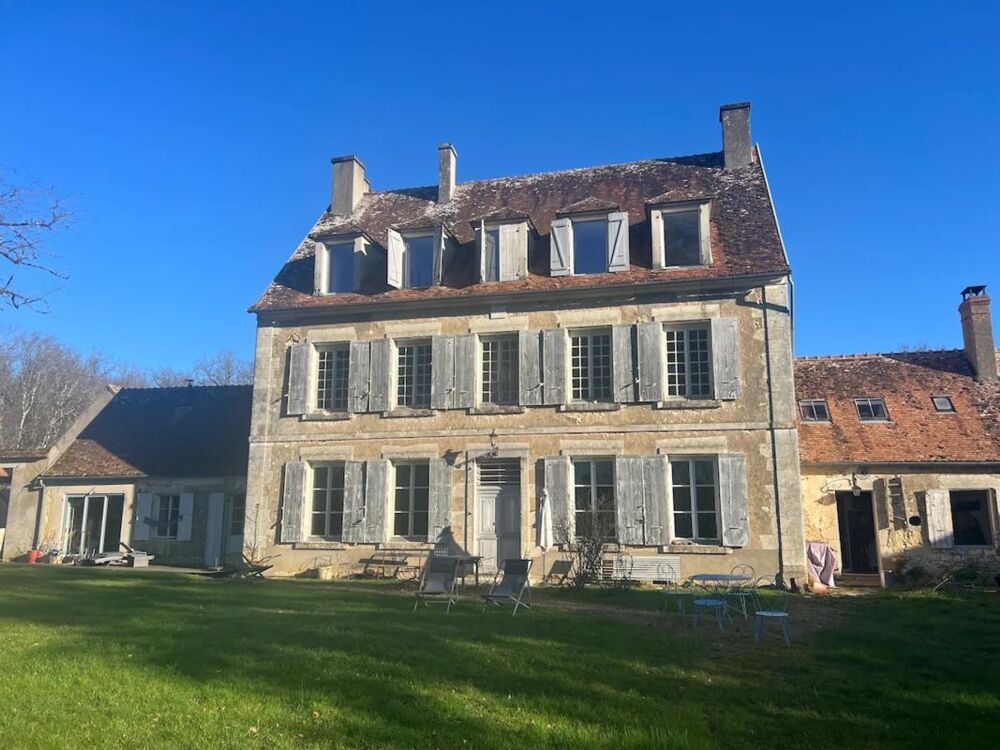 � vendre  Propri�t�/ch�teau Saint-V�rain (58310)