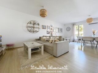  Appartement � vendre 3 pi�ces 73 m�