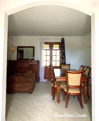  Villa à louer 4 pièces 135 m² Gourbeyre