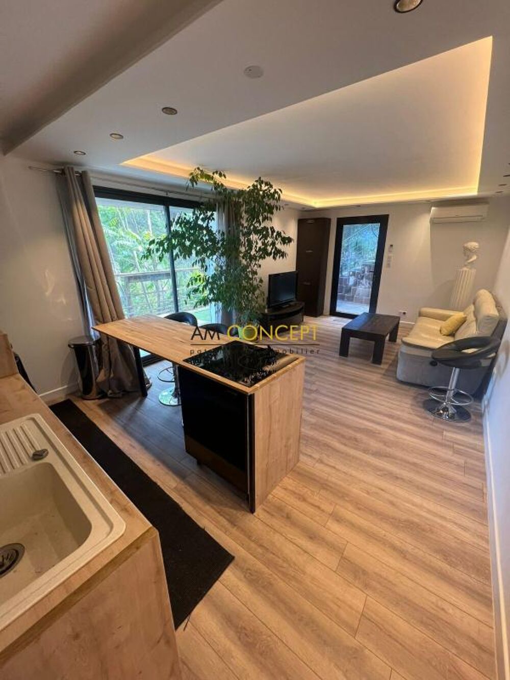 Vente Maison Villa d'exception à Contes - Volumes rares, piscine & dépe Contes
