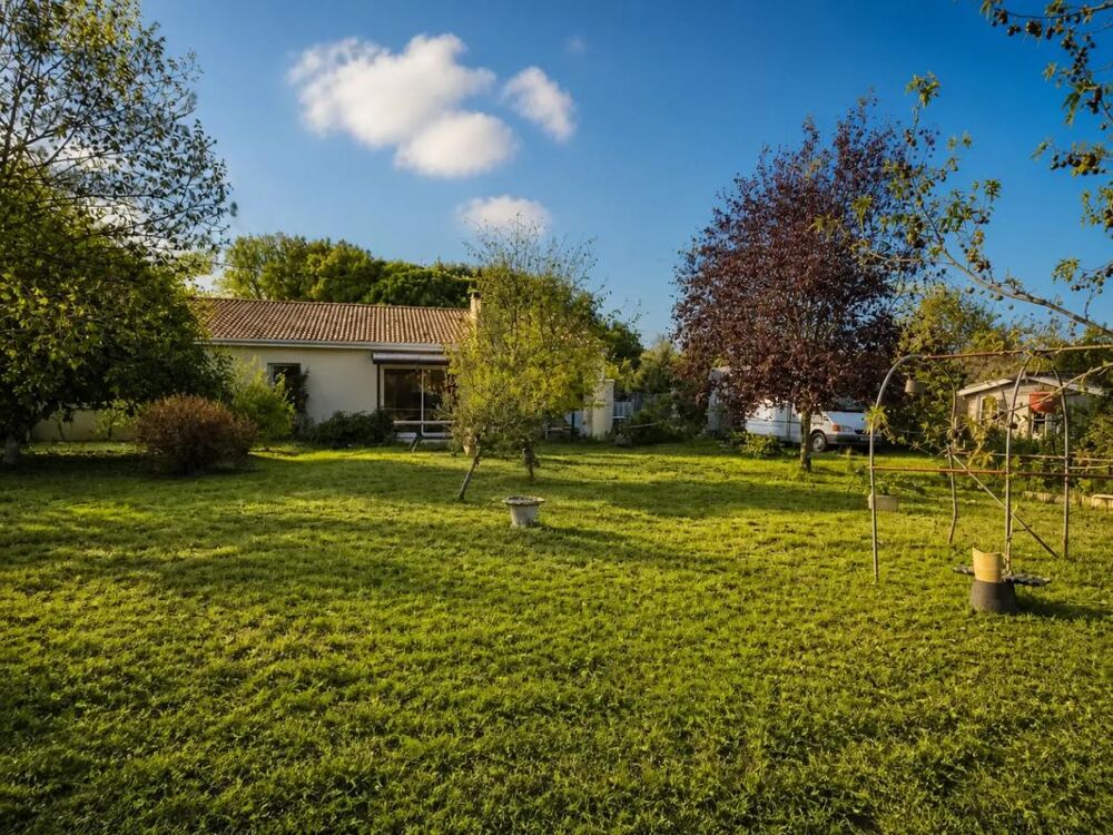 Vente Maison Maison de 5 pièces de 110 m² à Val-de-Livenne Val de livenne