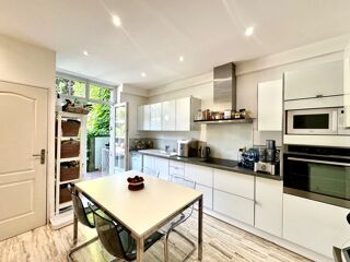  Maison  vendre 5 pices 196 m