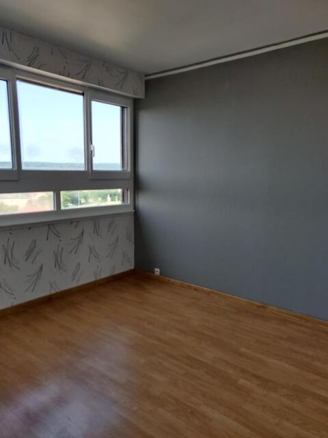  Appartement � louer 4 pi�ces 80 m�