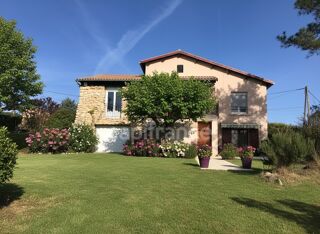  Maison  vendre 4 pices 143 m