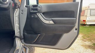 Wrangler 2.8 CRD 200 4WD Sahara 2015 occasion 83720 Trans En Provence