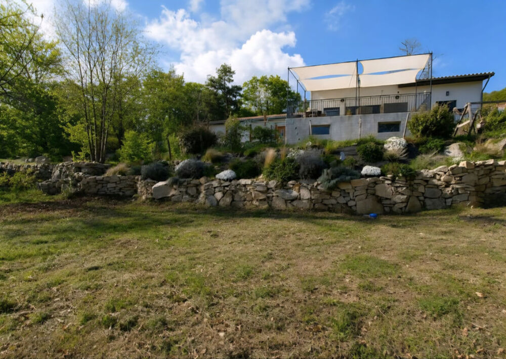 Ardèche - Magnifique Maison d'architecte de 184 m² habitable - Bel espace extérieur - Vue panoramique sur les montagnes ardèchoi