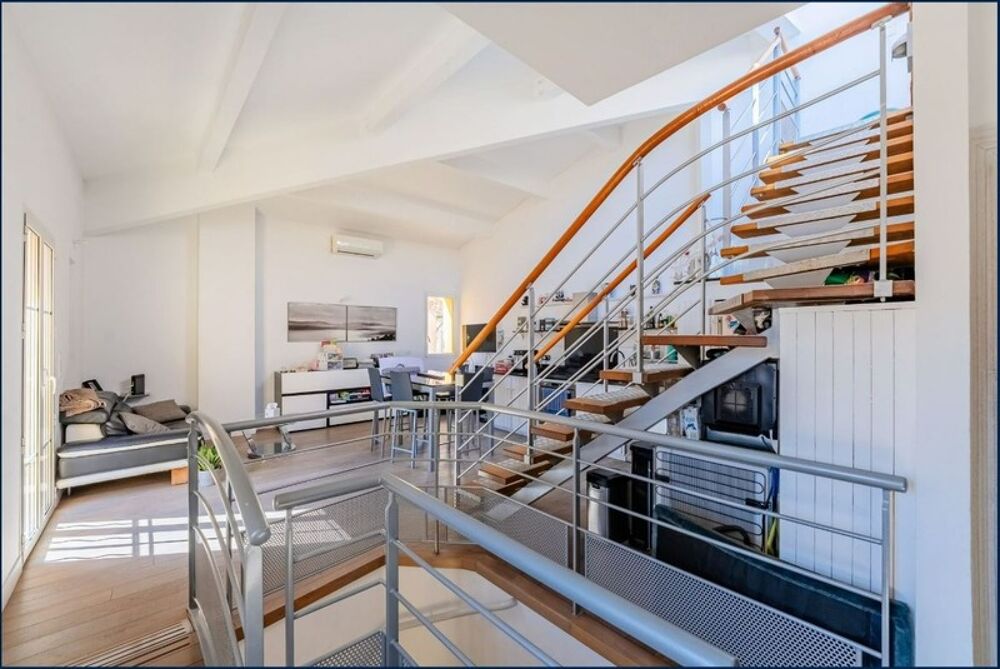 � vendre  Duplex/triplex Cassis (13260)