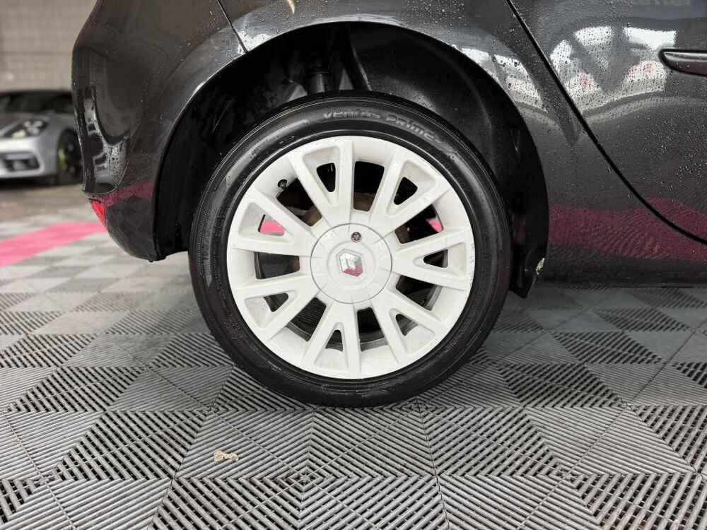 Clio III S&eacute;rie S 2010 occasion 73000 Chambery