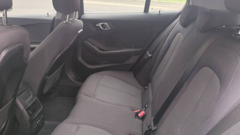 S&eacute;rie 1 xDrive 20d 190 BVA8 Lounge - Automatique Entretien construct 2020 occasion 44190 Clisson