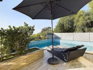  Villa  vendre 11 pices 270 m