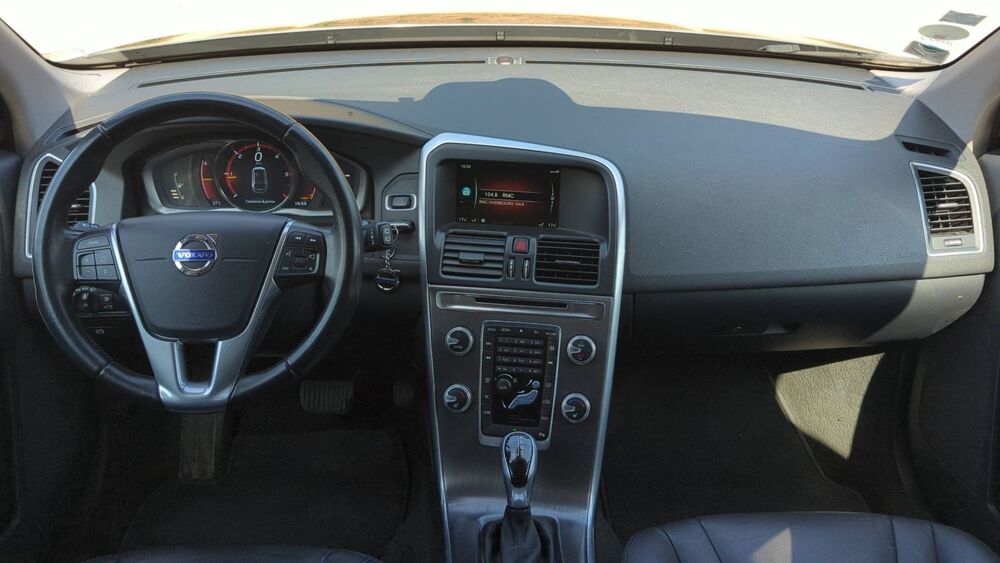 XC60 2.0 D4 190 AWD Geartronic8 Summum - Automatique 2016 occasion 50100 Cherbourg En Cotentin