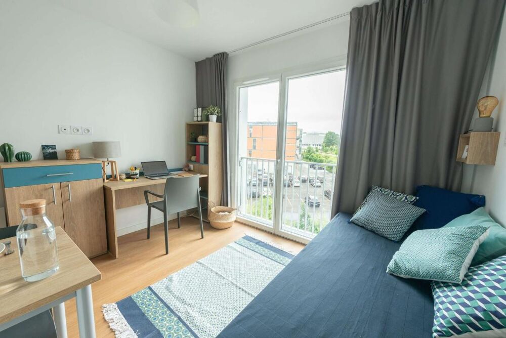 A LOUER - Studio entièrement meublé et équipé de 18m² proche métro B