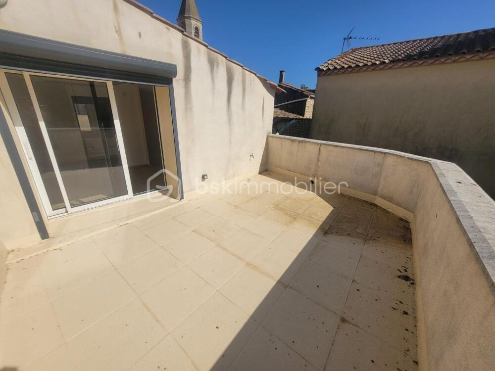 Maison avec terrasse et balcon au coeur de Marguerittes - Calme et confort à votre portée !