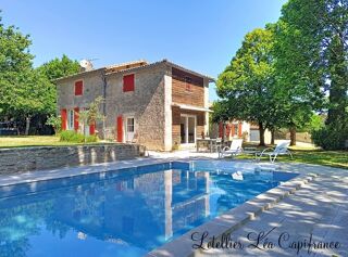 Maison - 9 pièce(s) - 226 m²