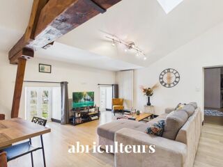  Immeuble à vendre 6 pièces 333 m²