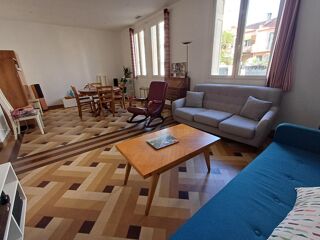  Immeuble à vendre 11 pièces 280 m²