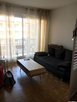  Appartement à louer 1 pièce 32 m²