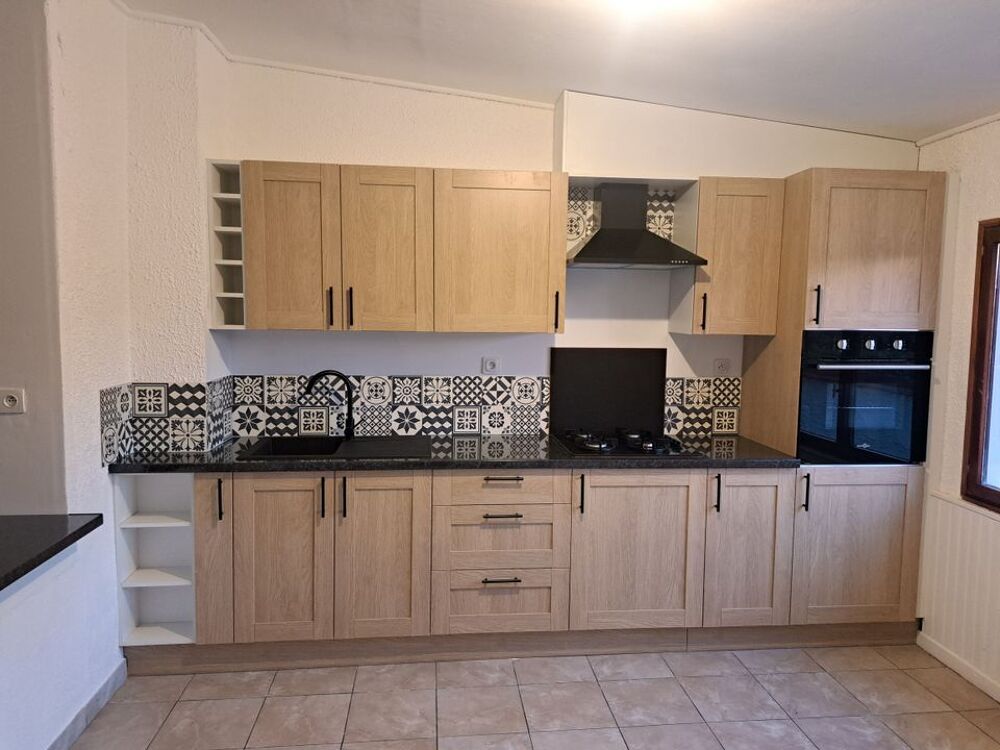 Location Maison Maison de 100m2 à louer sur Valenciennes Valenciennes