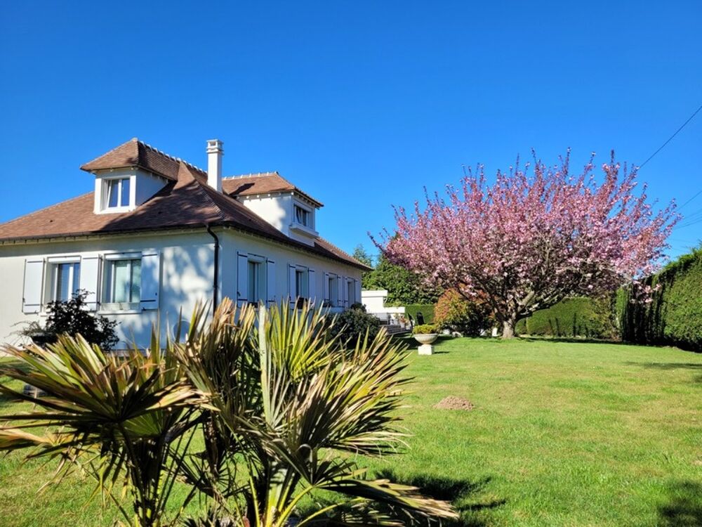 Vente Maison Maison de 150 m² avec sous sol partiel, 4 chambres Gallardon