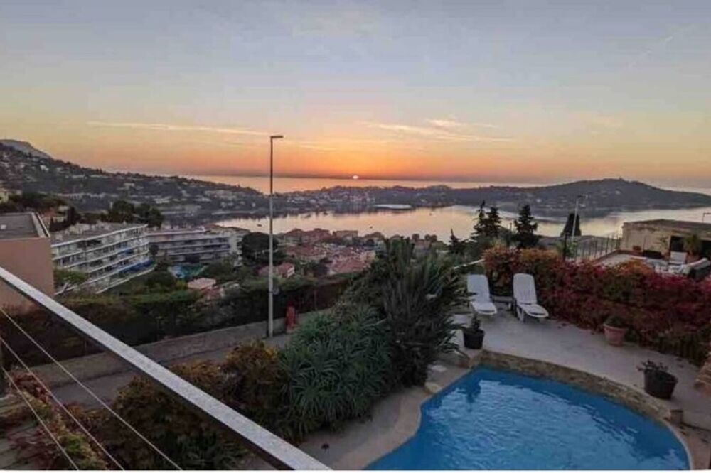 � vendre  Appartement Villefranche-sur-Mer (06230)