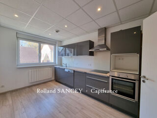  Immeuble à vendre 15 + pièces 350 m²
