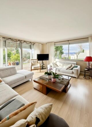  Propri�t�/ch�teau � vendre 7 pi�ces 156 m�