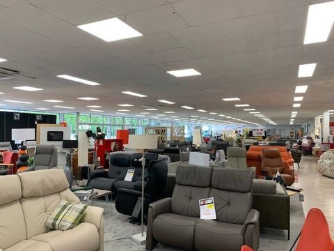   A VENDRE - LOCAL COMMERCIAL 