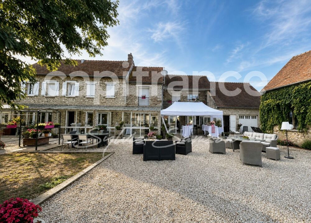 Dpt Eure (27), à vendre proche Bonnières sur Seine maison P12