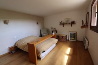  Maison  vendre 6 pices 151 m