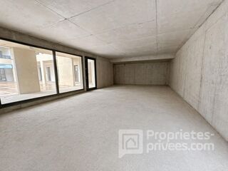  Immeuble à vendre 1 pièce 57 m²