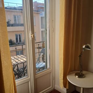  Appartement à louer 3 pièces 50 m²