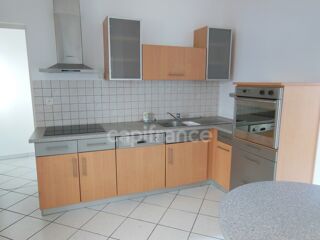  Appartement à louer 4 pièces 105 m²