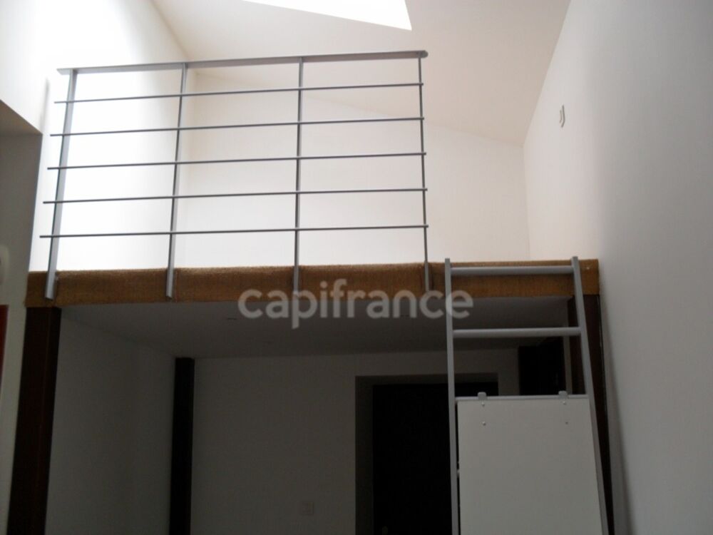 Vente Immeuble Immeuble à vendre DRAGUIGNAN (83), Taux de rentabilité net de 7,6 %, 4 appartements rénovés, jardin de 80 m² !! Draguignan