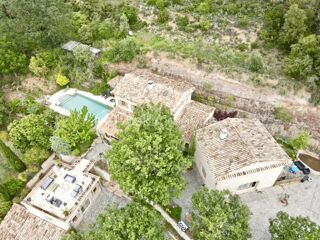  Propri�t�/ch�teau � vendre 10 pi�ces 272 m�