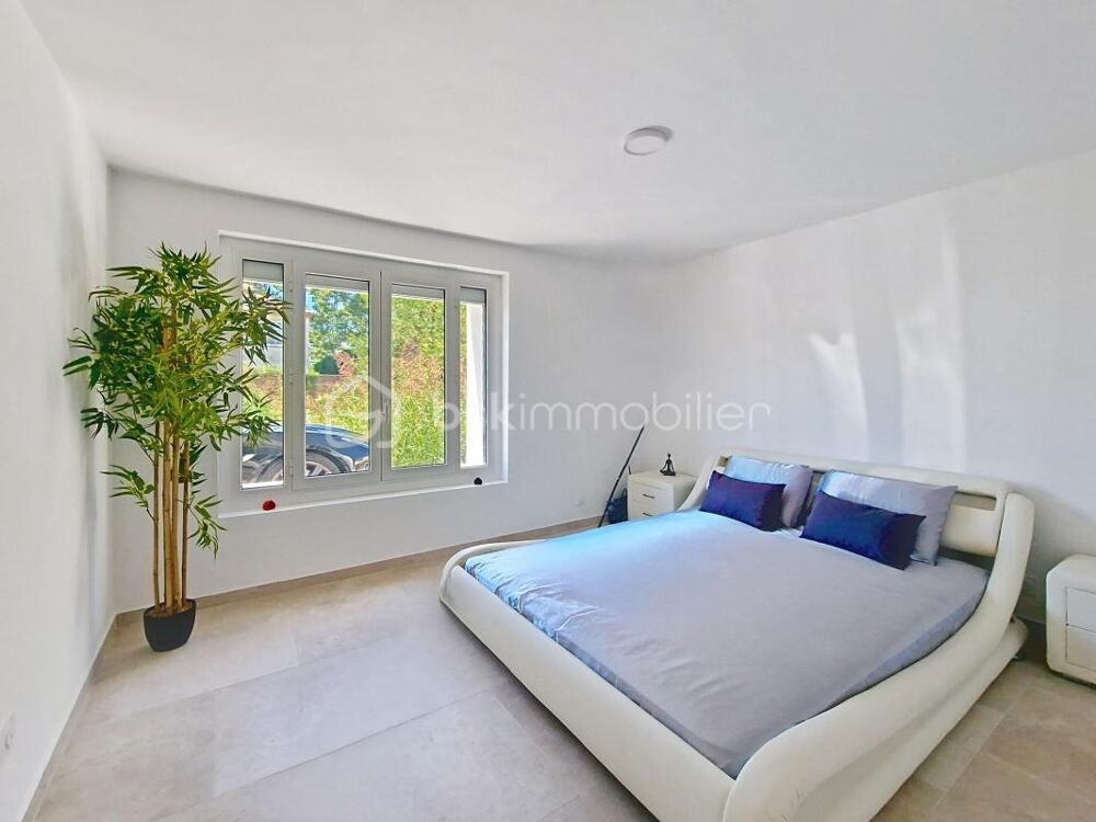 Apartment in La Fare-les-Oliviers, Bouches-du-Rhône - Plus