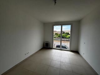  Appartement à louer 2 pièces 44 m²