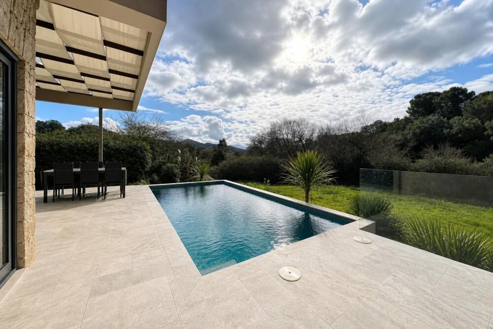 Vente Maison Villa contemporaine de 135 m² à Ajaccio Ajaccio