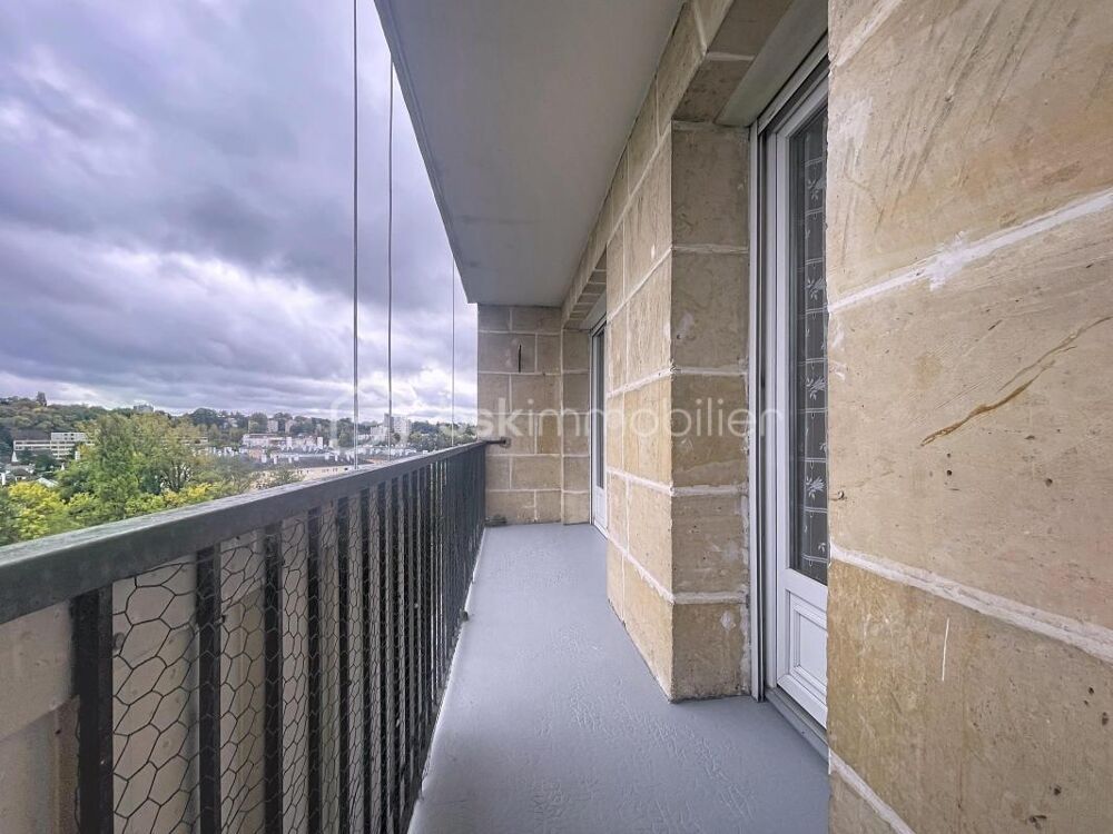 Appartement lumineux en 4 pièces avec 3 chambres 2 extérieurs / Parking et Cave privés