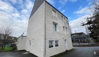  Immeuble à vendre 9 pièces 200 m²