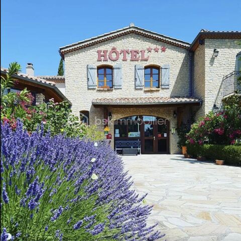 Fonds de commerce H&ocirc;tel-Restaurant 3 &eacute;toiles, Licence IV 299000 07170 Villeneuve de berg