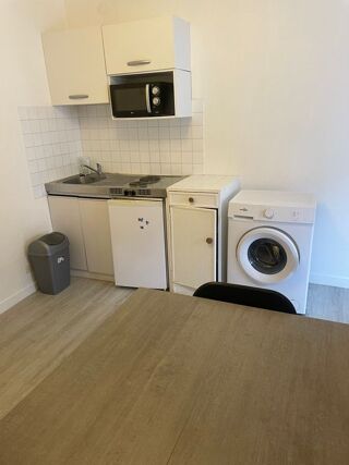 Appartement à louer 1 pièce 22 m²