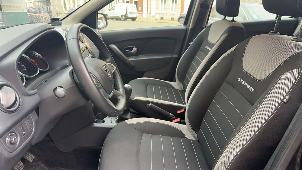 Sandero Stepway 1.5 Blue dCi 95 Techroad 2019 occasion 59800 Lille